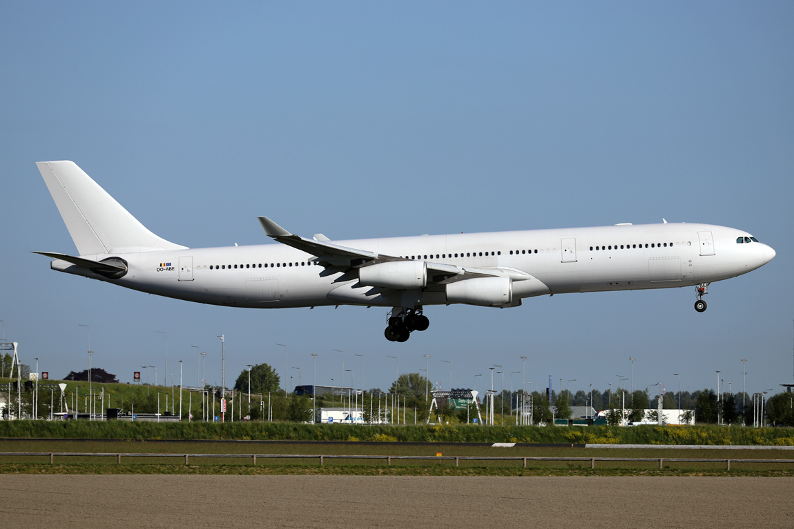 2096 A340 OO-ABE Air Belgium