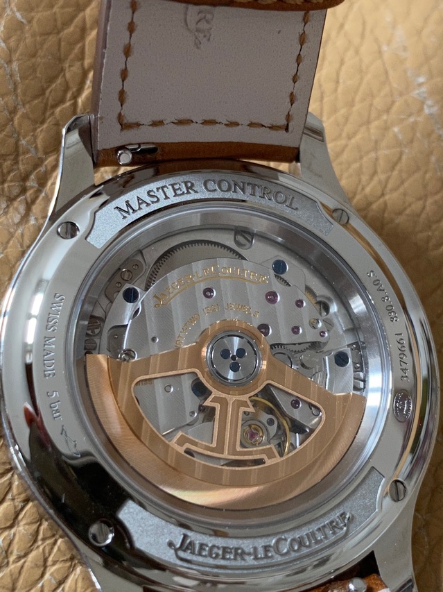 Premiere Jaeger-Lecoultre : la nouvelle Master Control Date 20052310493623909016808046