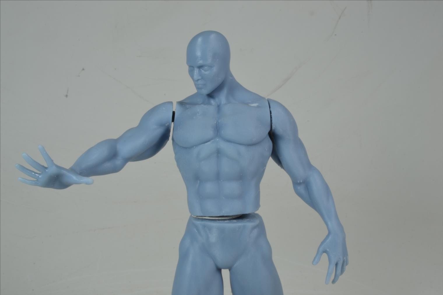 Figurine Spiderman 34 Cm - Impression 3D Résine, Peinte à La Main, Univers Marvel