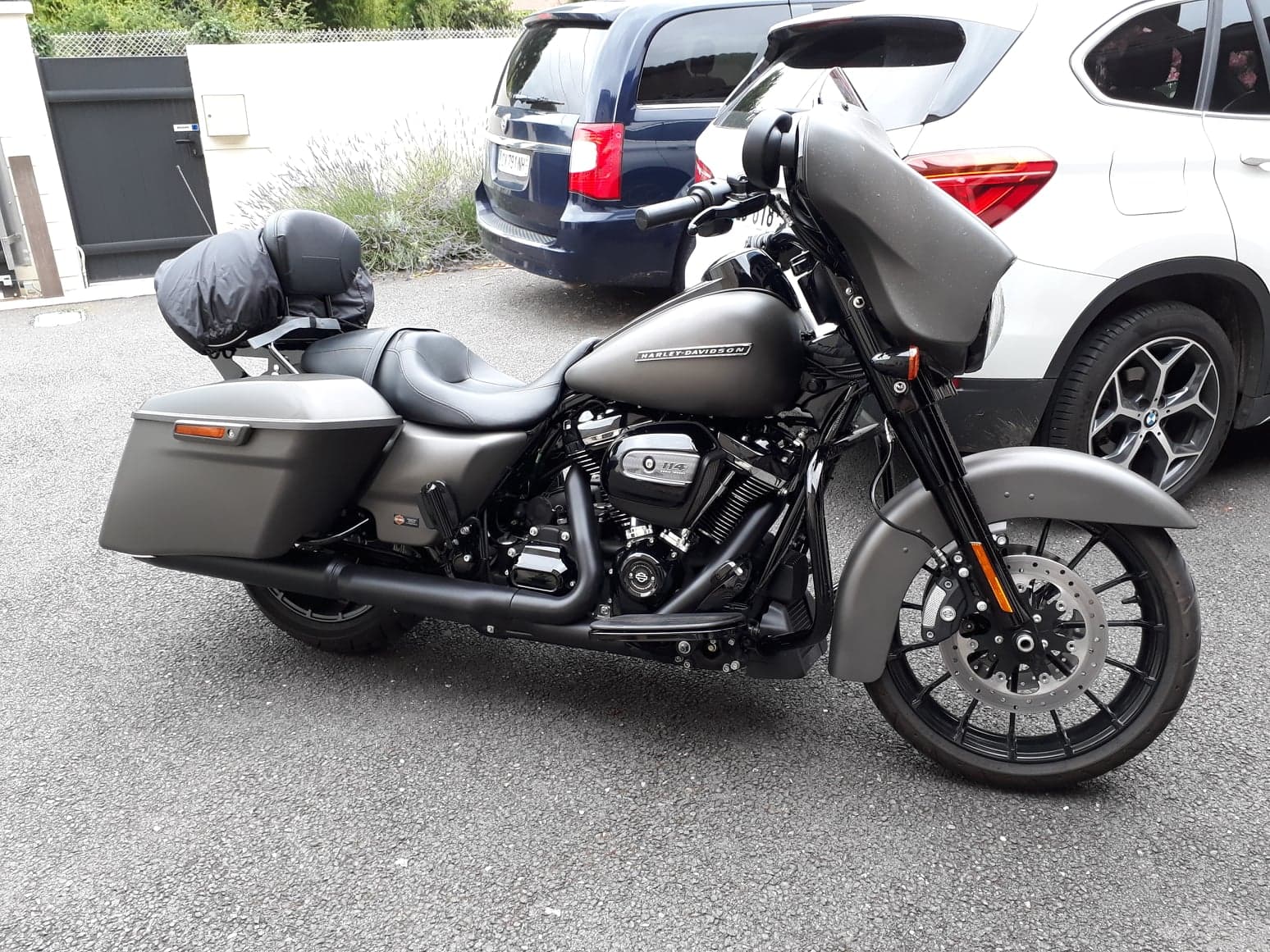 le Street Glide d'Ad33