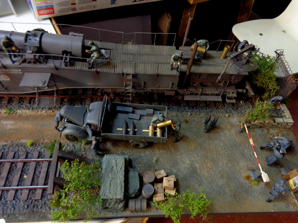 Diorama Ferroviaire avec  K5 Leopold au 1/35 petite MAJ 12/11/16 - Page 2 KUFJJb-DSC00058