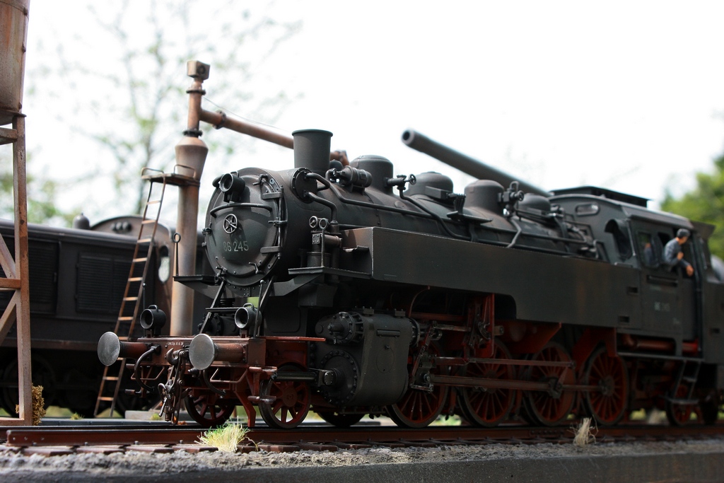 Diorama Ferroviaire avec  K5 Leopold au 1/35 petite MAJ 12/11/16 QPFJJb-IMG-5927