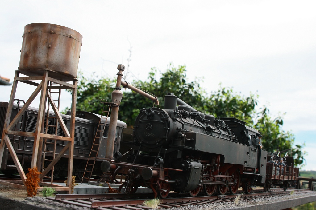 Diorama Ferroviaire avec  K5 Leopold au 1/35 petite MAJ 12/11/16 TQFJJb-IMG-6024