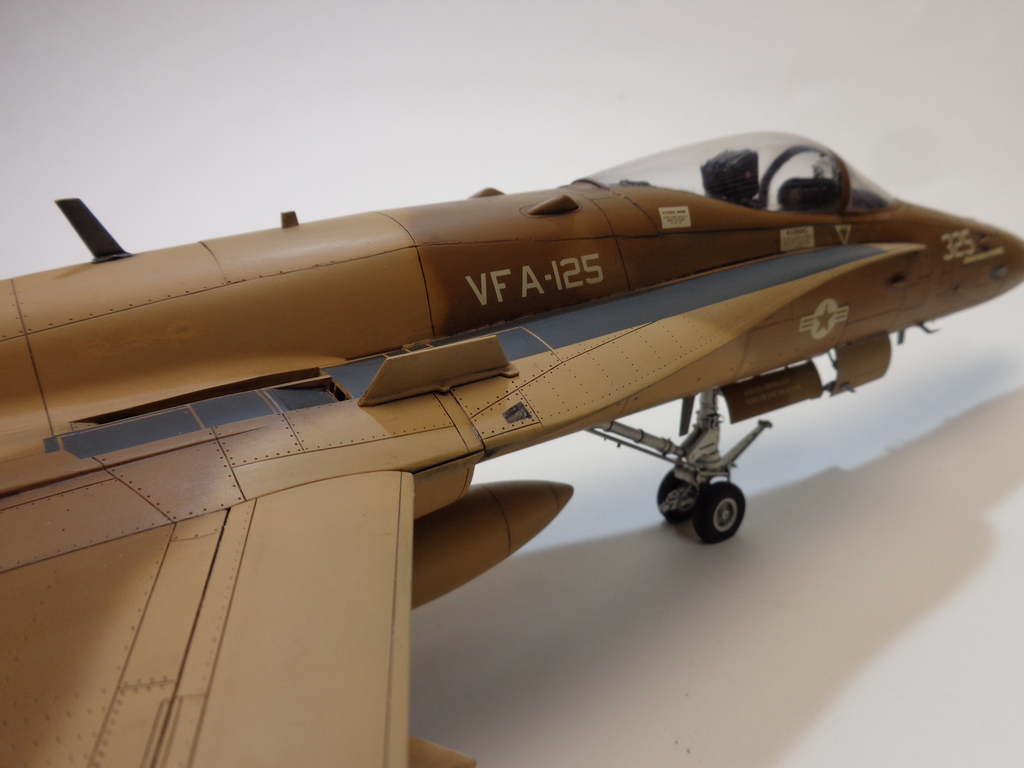 F/A-18C HORNET - Academy - 1/32 W1DJJb-4