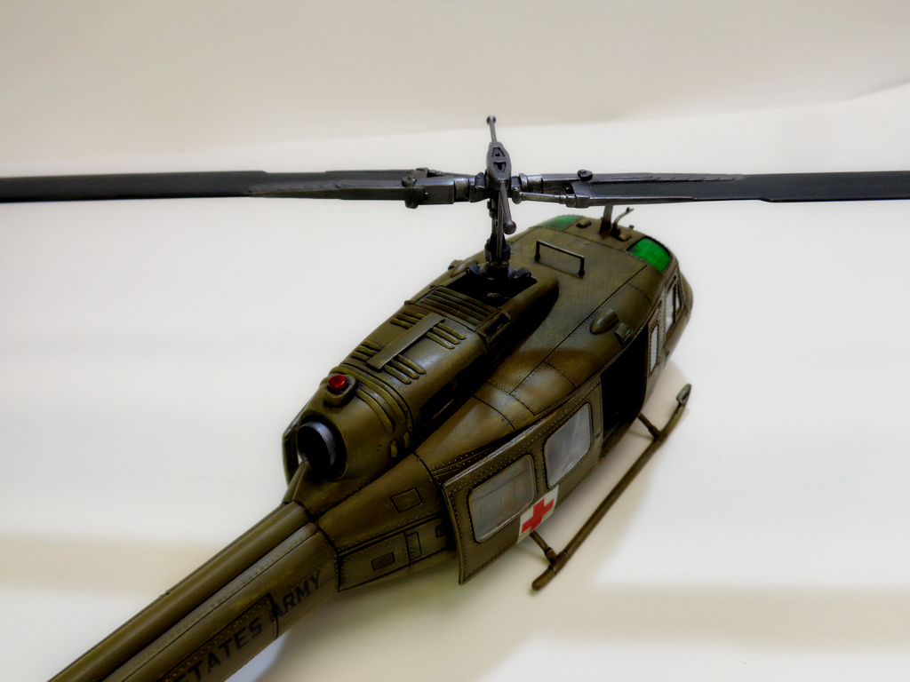 Bell UH-1D "Huey" - Dragon-1/35  TejKJb-DSC01165