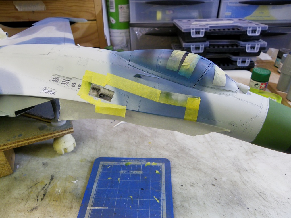 Sukhoi SU-27 Flanker B Trumpeter 1/32 [MAJ du 12-04-16 FINI] - Page 4 FuaNJb-IMGP3270