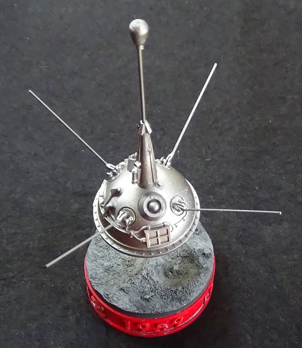 Bip Bip Bip ! Premiers satellites soviétiques au 35e (résine + PE) WSrUJb-Sputnik-Luna-22