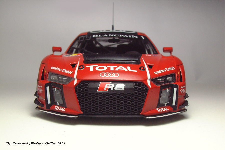Audi R8 GT3 - 1/24e [NunuModels] ZENXJb-r8-fini21