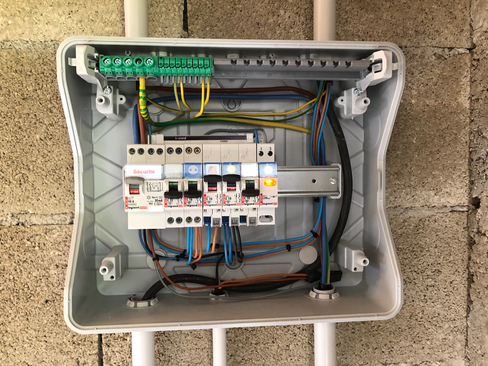 91F1BBA6-6BAB-4251-93ED-60D7A933CC93.