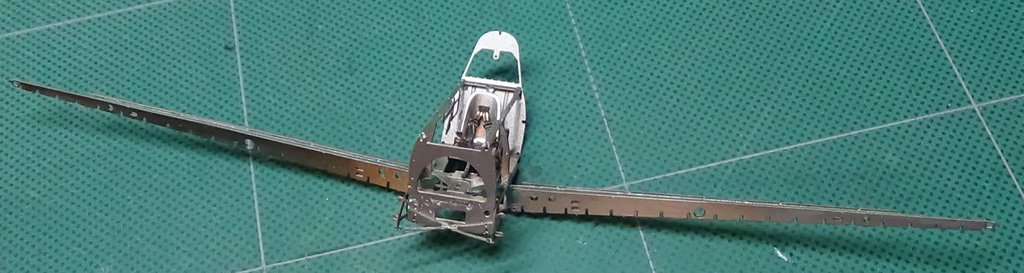Messerschmitt Bf-109 E4 - Un Emil à poil [Jasmine Models 1/72°] de bgire LFhgKb-Emil-a-poil-08