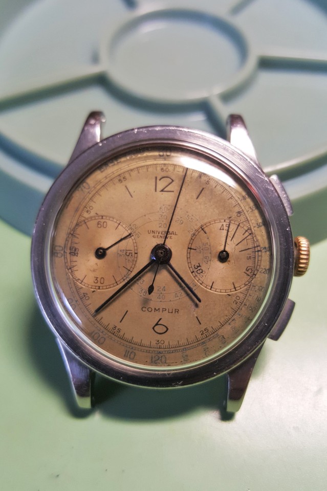 Restauration d'un chronographe Universal Genève  Compur des années 40 20100805383914657917073033