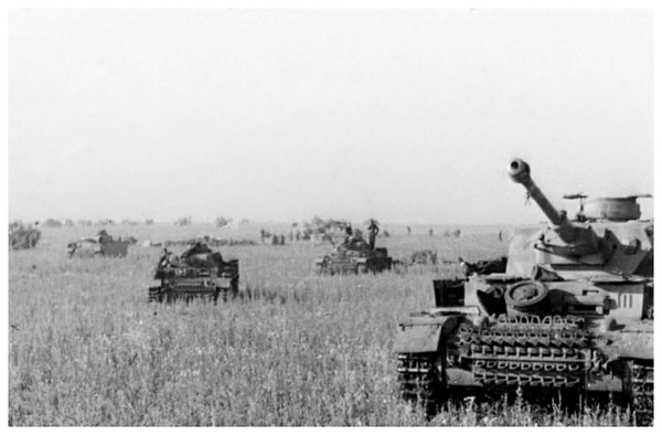 Seconde Guerre Mondiale  - Généralités Wz73Kb-panzer-IV-en-juin-43