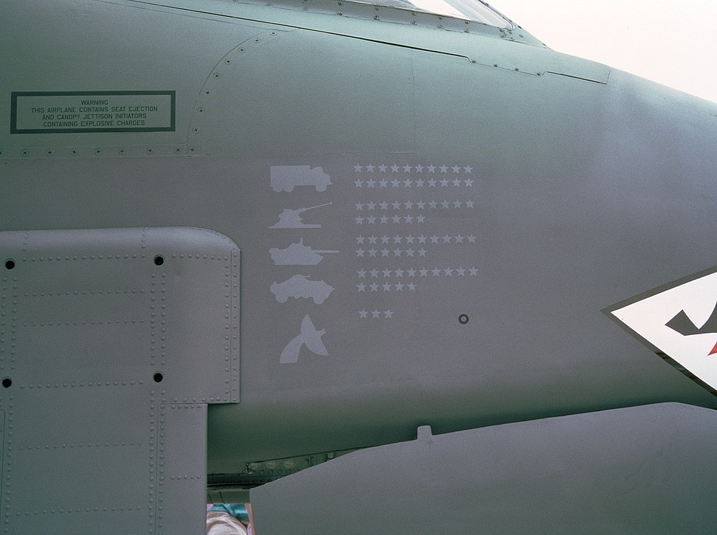 Sondage - comptabilisation des "montages terminés" Iov6Kb-A-10-Thunderbolt-II-Kills