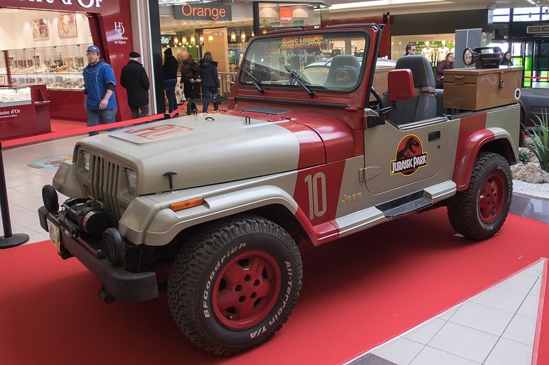 1200px-Jurassic_Park_-_CC_Villab&eacute;_A6_-_2018-03-02_-_IMG_7078