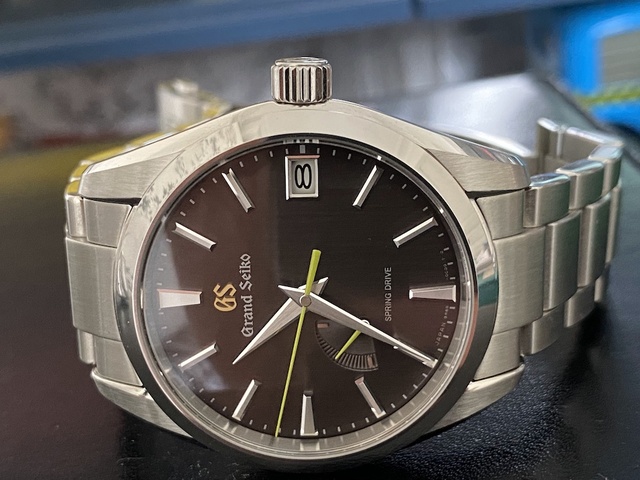 Le club des heureux propriétaires de Grand-Seiko Tome XIV - Page 32 20110810493323909017116353