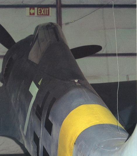les Focke Wulf 190 A:F et G avaient-ils des câbles d'antenne? TzCMKb-antenne10