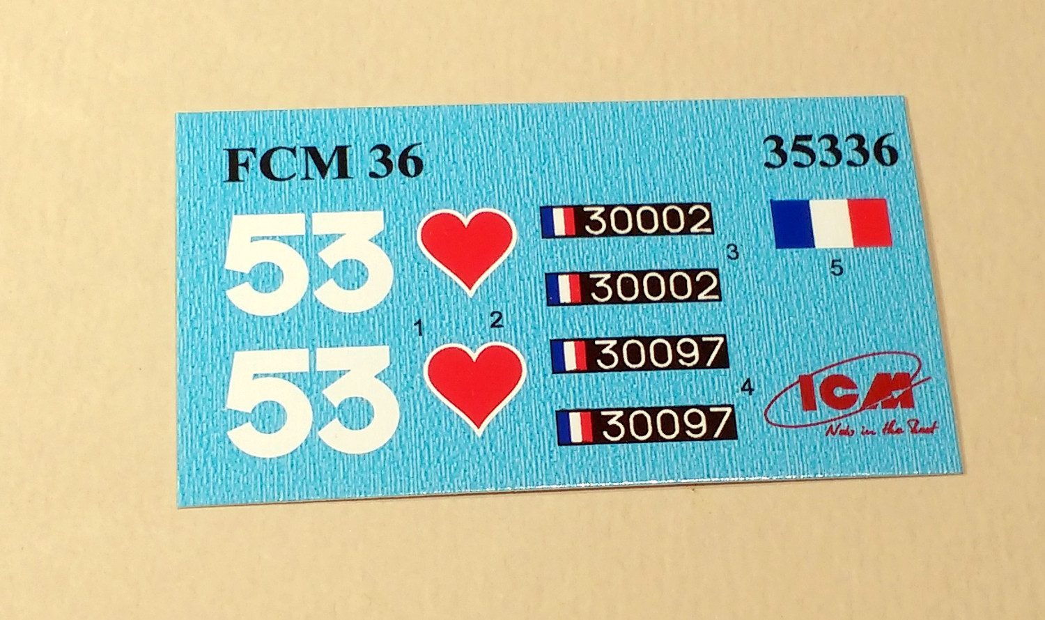 Le FCM36 d'ICM au 1/35 VI6OKb-Boite08