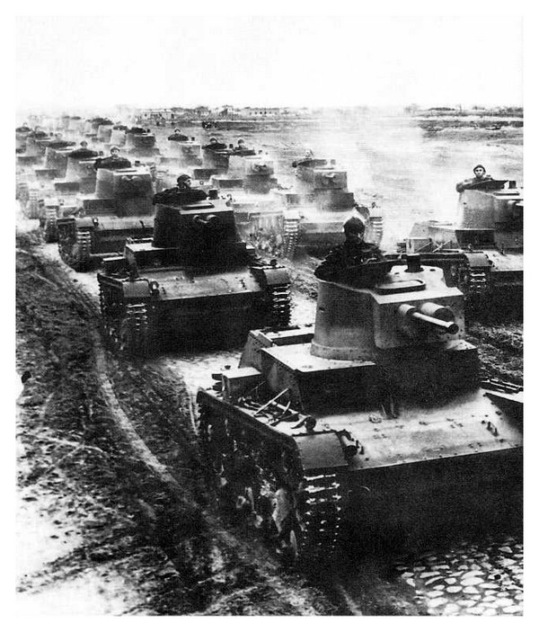 Article annexe : La campagne de Pologne (1939) RzWVKb-char-leger-polonais-7tp