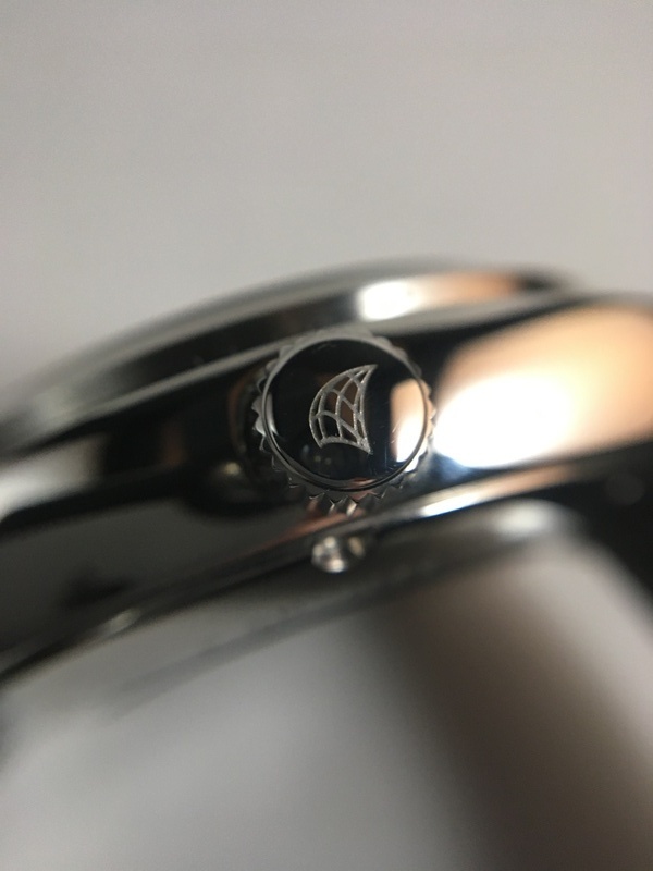 Les montres Spinnaker de Dartmouth Brands / Solar time limited – Hong Kong. 21012105061624054417223356