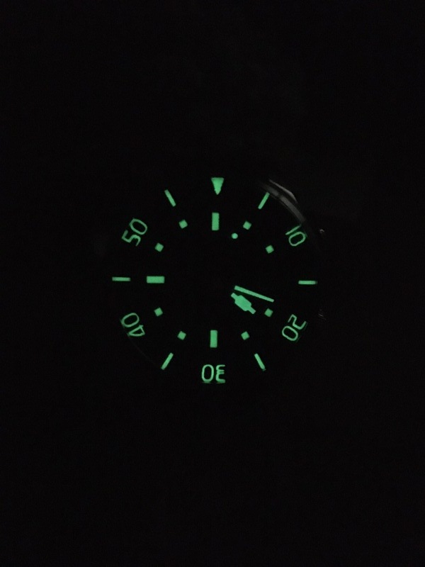 Les montres Spinnaker de Dartmouth Brands / Solar time limited – Hong Kong. 21022206310224054417277938
