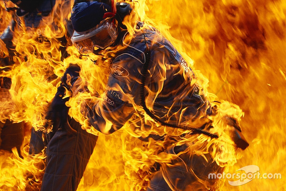f1-german-gp-1994-fire-during-