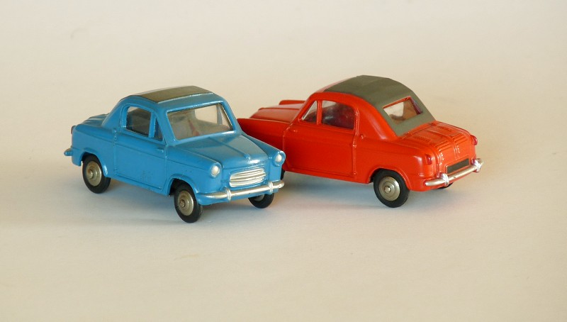 Vespa 400 Dinky-Toys x 2 web