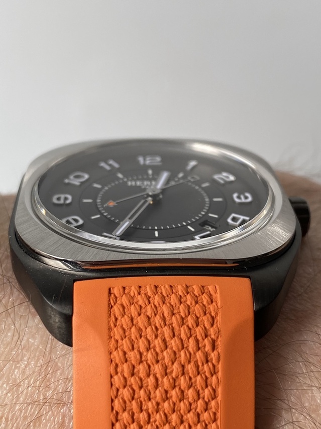 encore une Hermès! 21042903234423909017393832