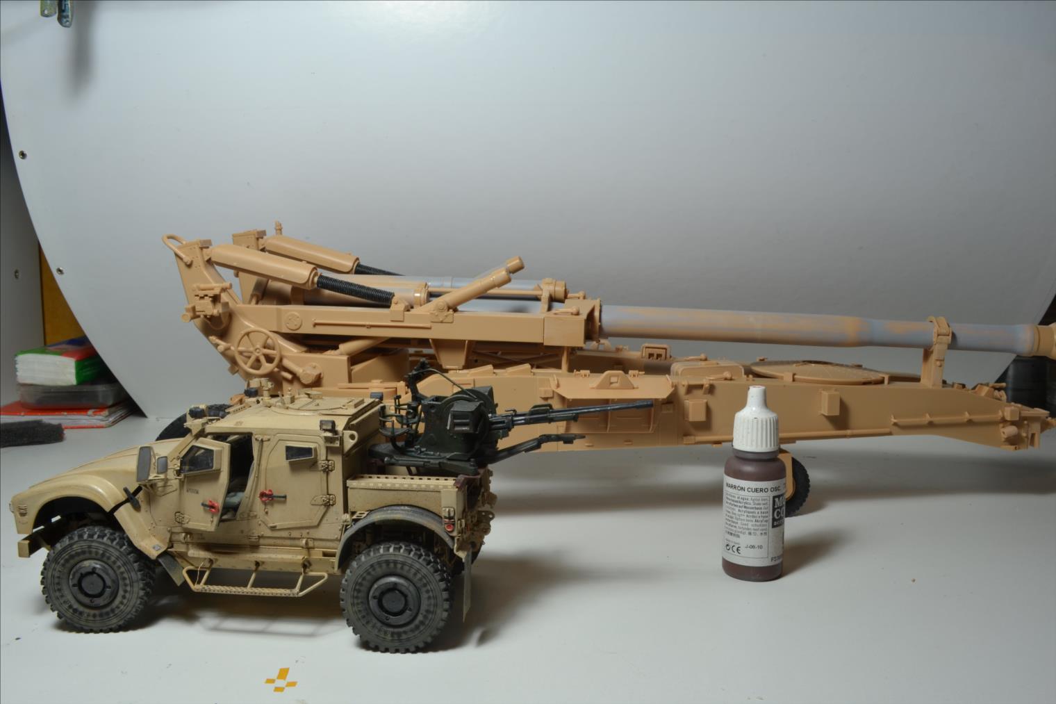 Canon de 155 « M 198 towed howitzer » - 1/16 - MERIT 21051805590522494217421390