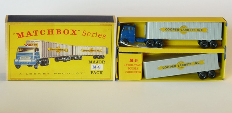 #2392 Interstate freighter Matchbox en boite web