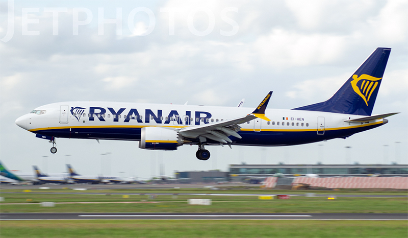 Small Ryanair MAX EI-HEN landing DUB