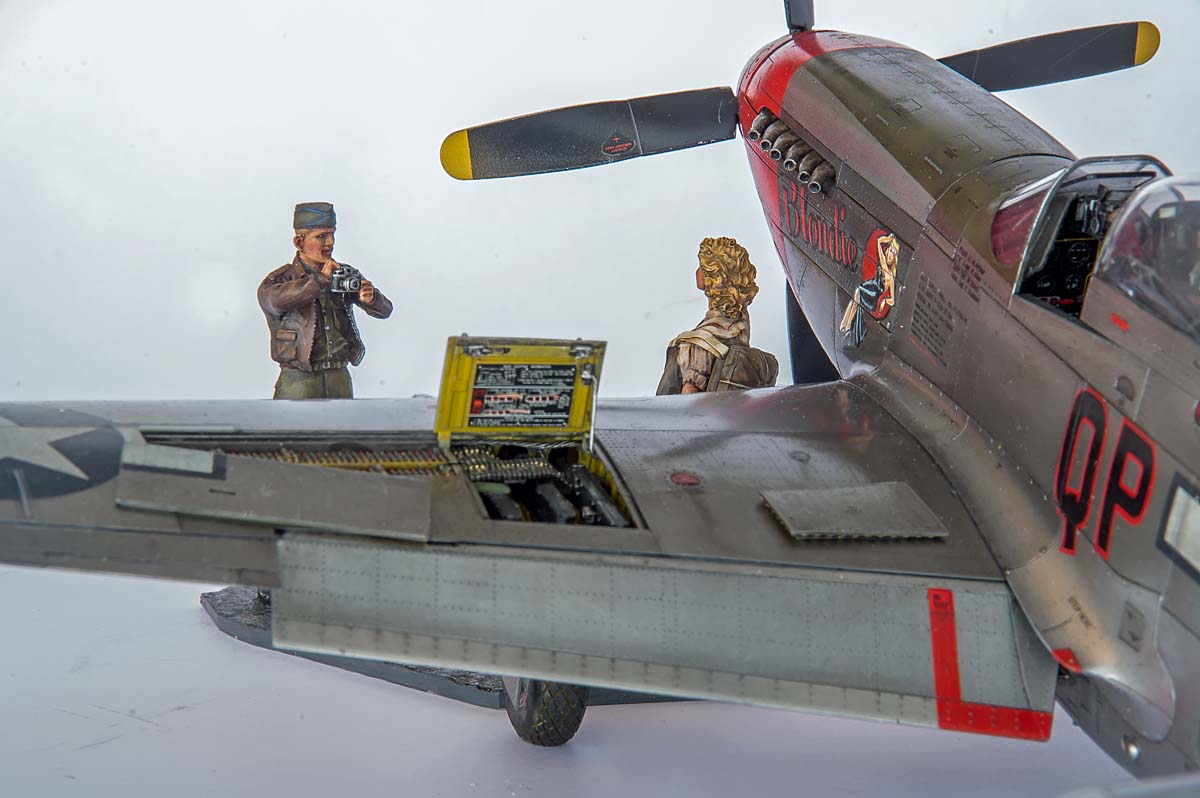 Figurines de pilotes et de mécaniciens ww2 + maquettes d'avions 21062907254314703417477465