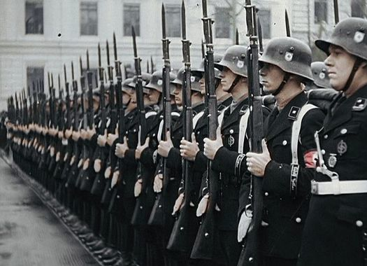 Soldats de la Garde Noire