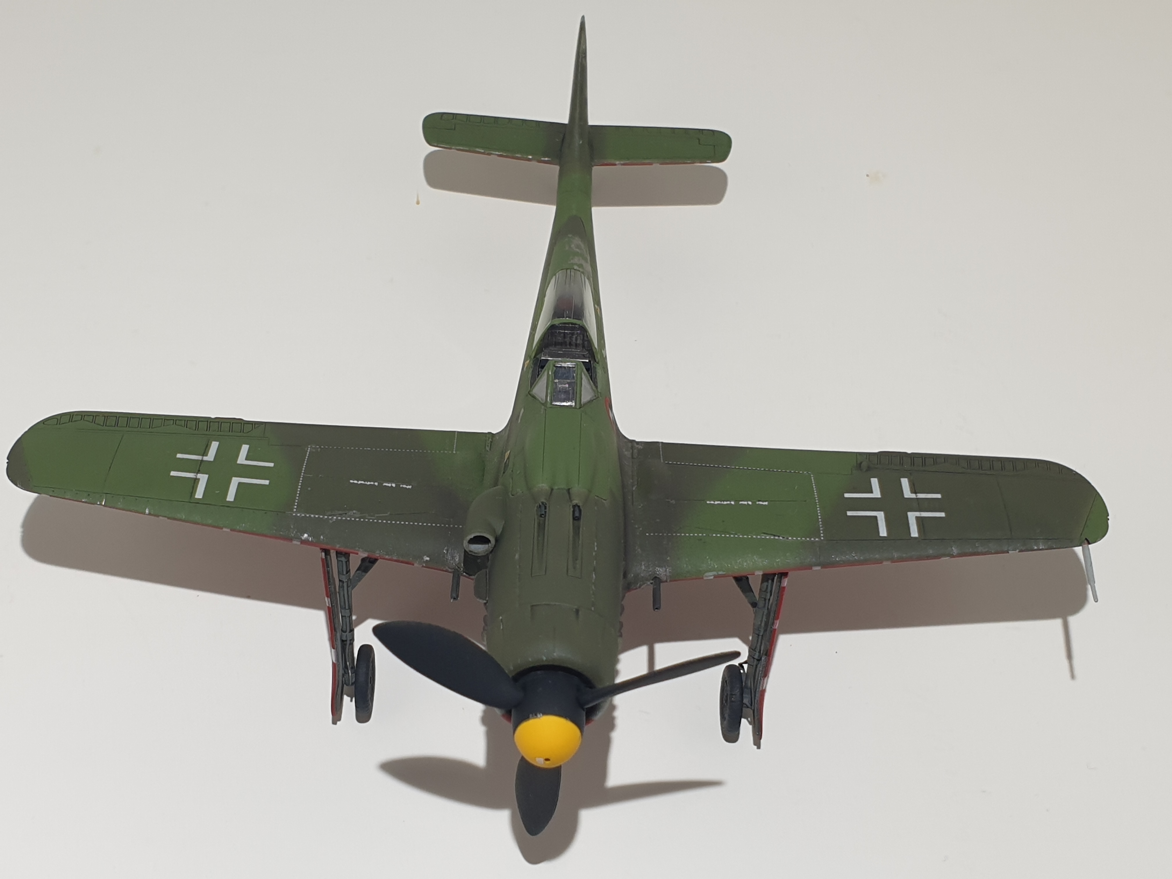 Fw-190D-9 JV44 ACADEMY 21091511041326108117569859