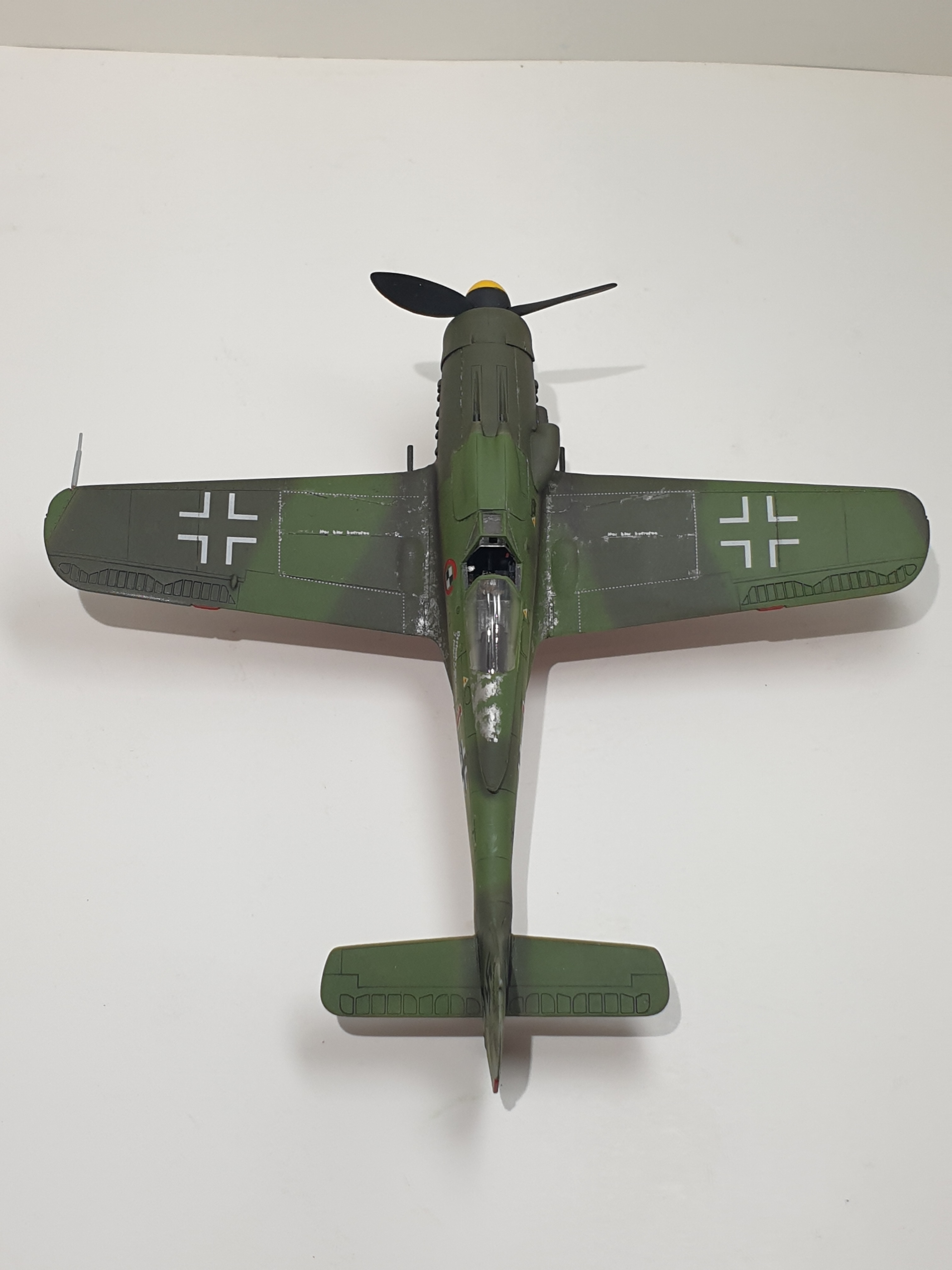 Fw-190D-9 JV44 ACADEMY 21091511041826108117569867