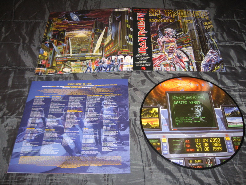 hSwJMb-picturedisccollection199801988-16-somewhereintime.jpg
