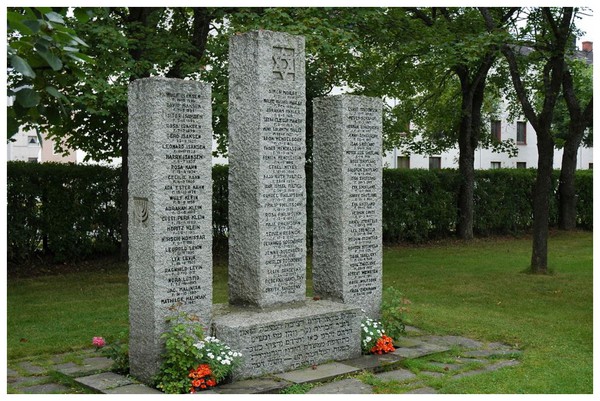 NORVEGE VZIZMb-memorial-au-cimetiere-juif-de-trondheim