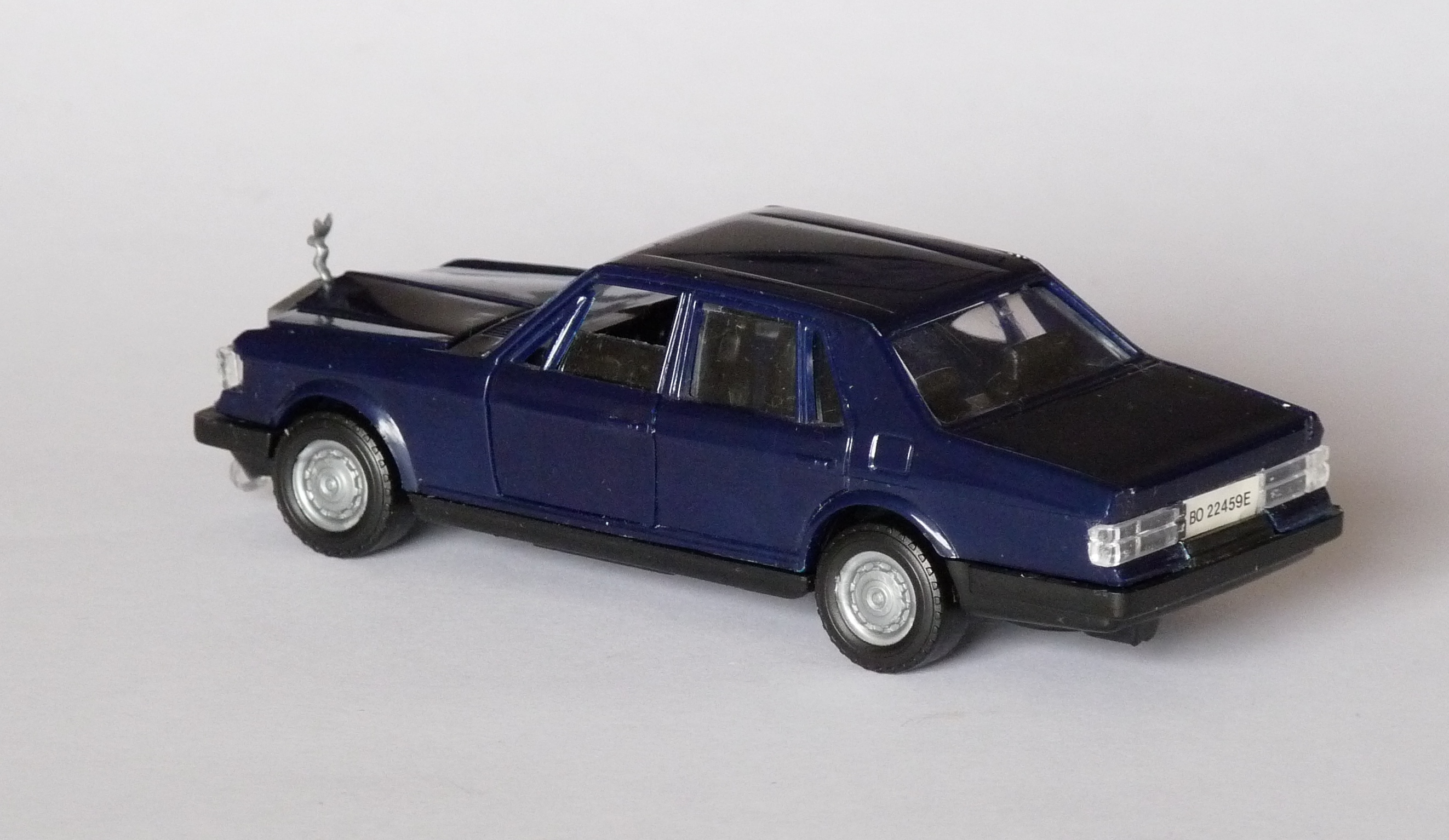 #2430 Silver Spirit Games PLaykit arri&egrave;re