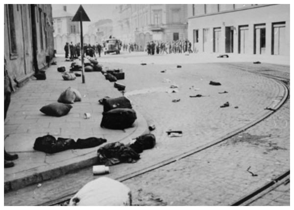 Ghetto de Cracovie YkNfNb-liquidation-du-ghetto-de-varsovie-1943