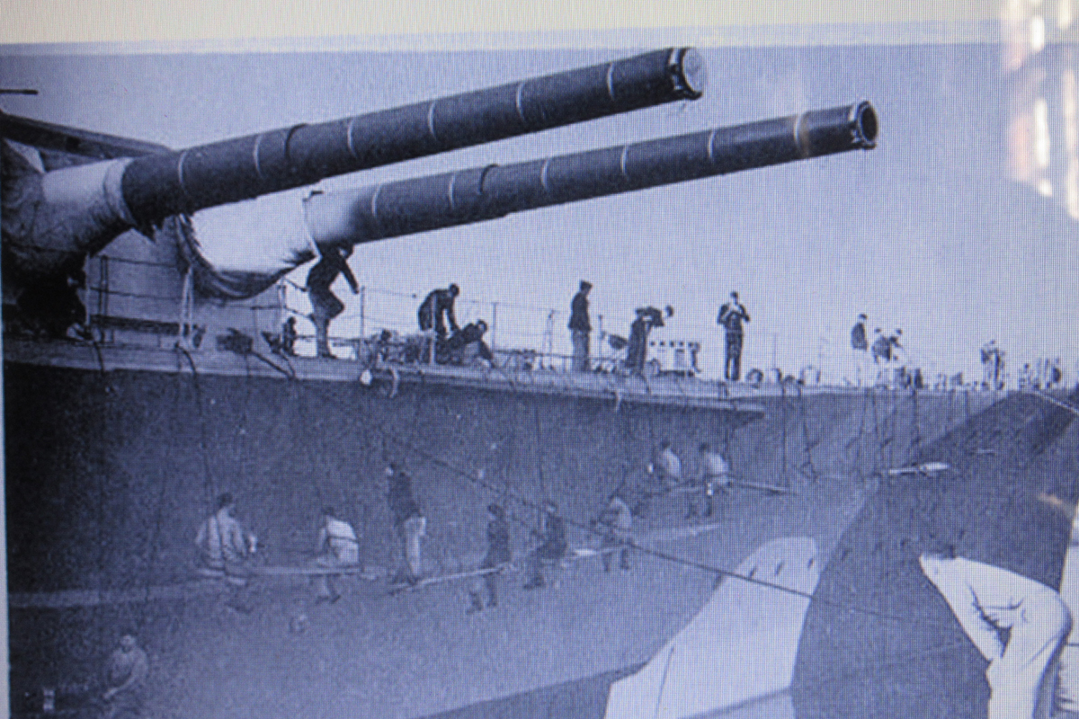Cherche renseignement sur détail extérieur canon 38cm Bismarck IerhNb-IMG-4907-bis