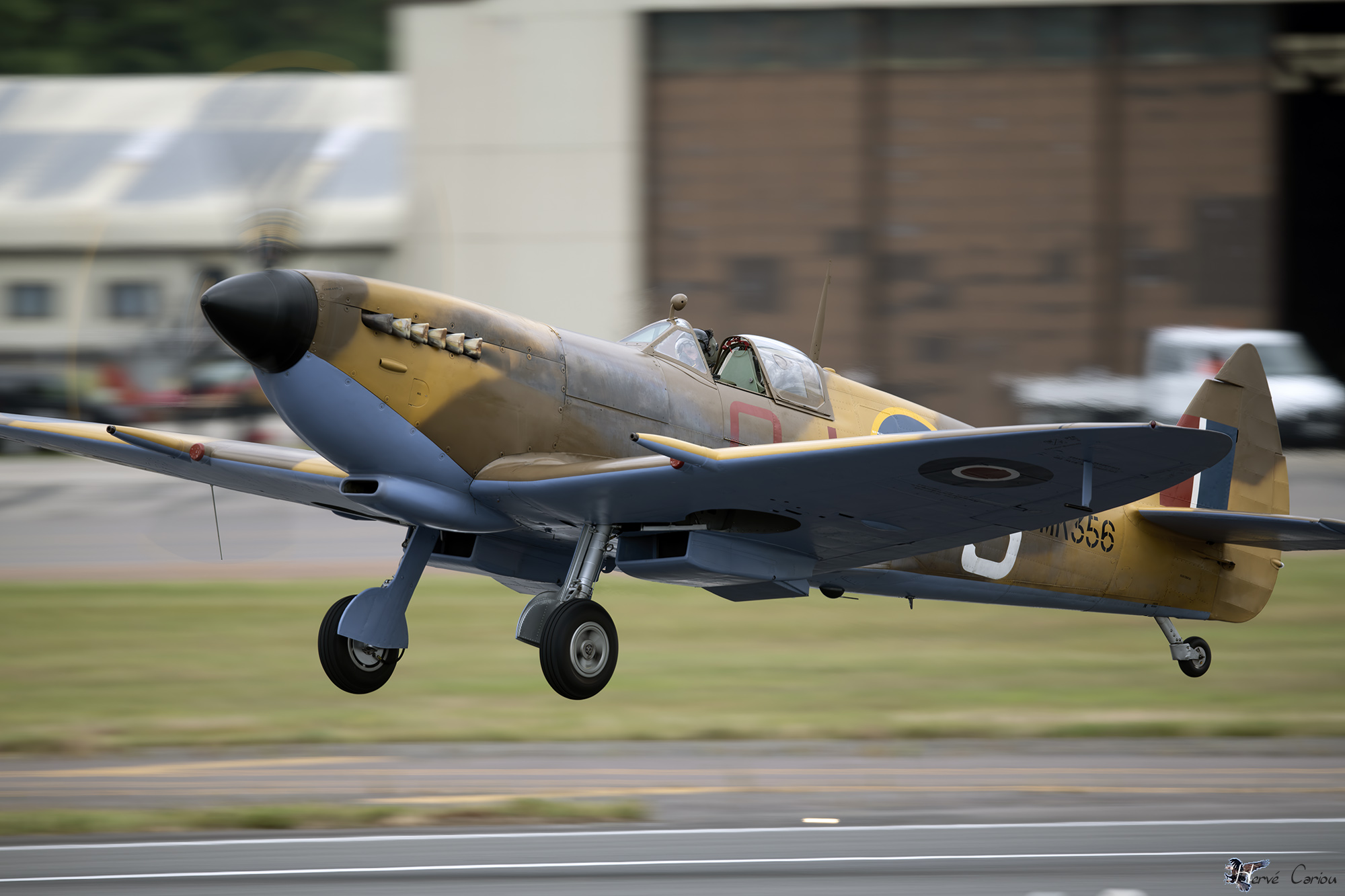 Spitfire LFIXe_D8C24159