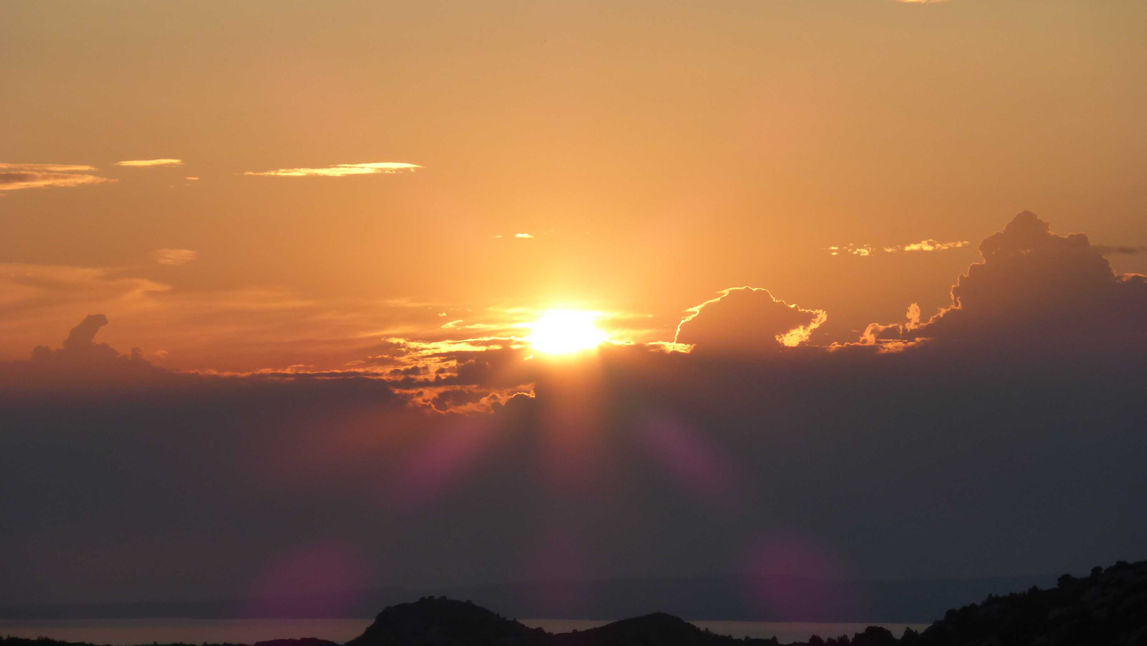 *Coucher de soleil de la paroi noire !