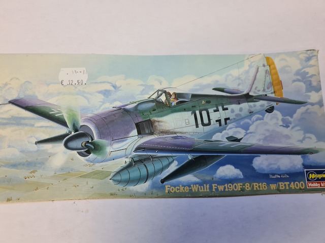 FOCKE WULF 190 F.8  capturé  . kit   Haségawa  .1/72 2202050218185625617782434