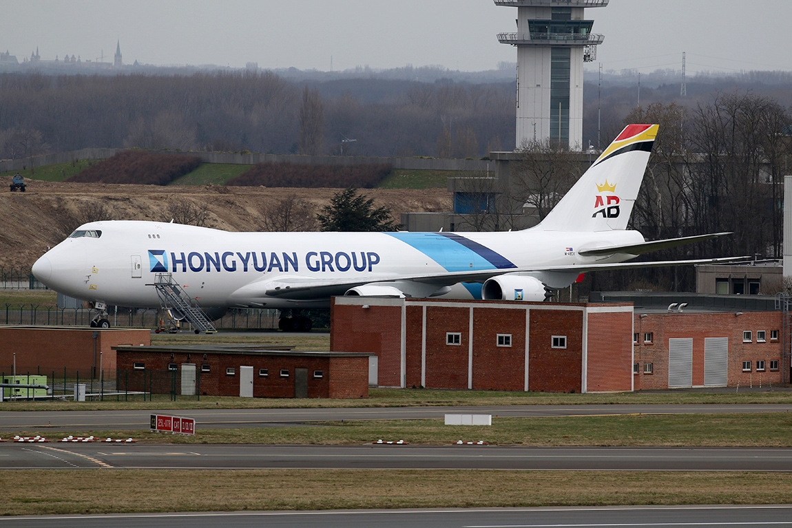 8223 B748 Air Belgium Hongyuan M-ABOV 1150