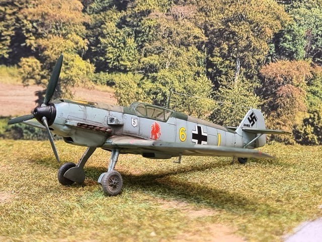 MESSERSCHMITT BF 109.E.1 JG 26  France 1940  .AZmodel 1/72 22022005560426281217802639