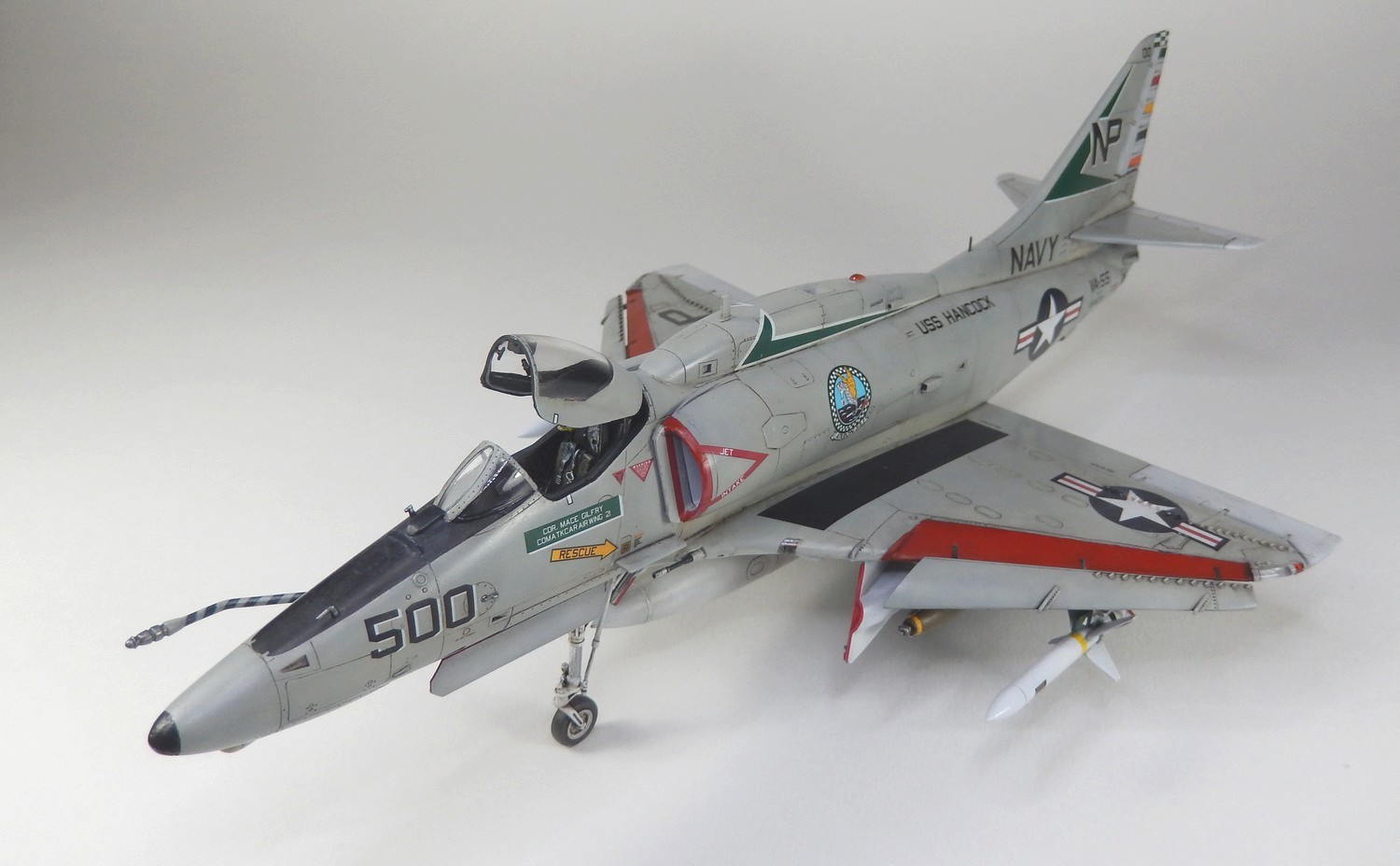 Douglas A-4F Skyhawk - Hasegawa 1/48 22022010465017732317802998