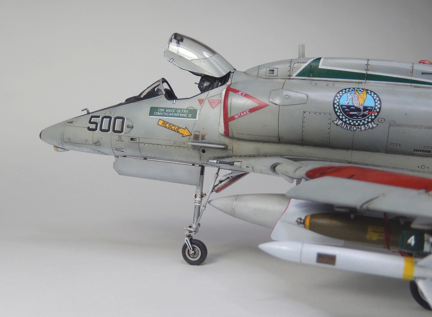 [Hasegawa] 1/48 - Douglas A-4F Skyhawk  22022010465117732317803002