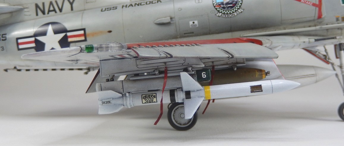 Douglas A-4F Skyhawk - Hasegawa 1/48 22022010465317732317803010