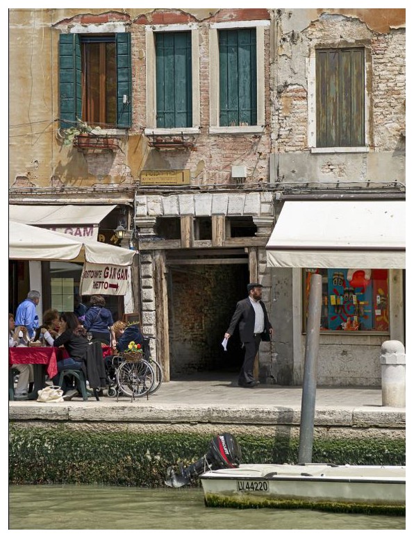 Italie : ghetto de Venise NU63Nb-entree-ghetto-sur-fontamenta-di-cannareggio