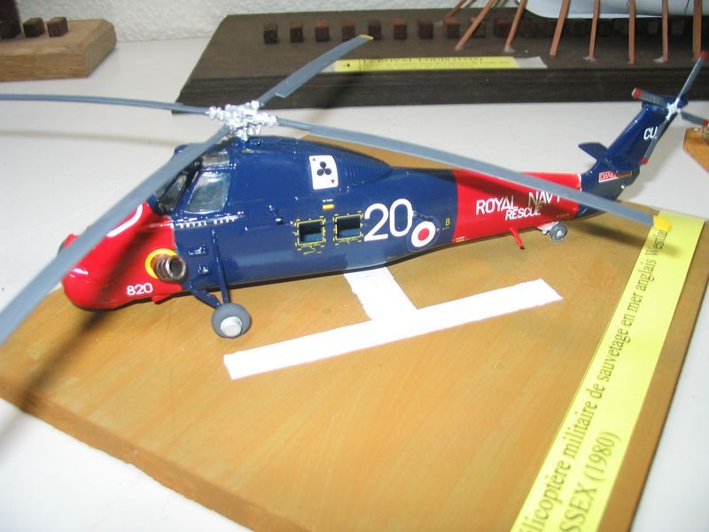 Comment courber les pales plastiques de modèles statiques d'hélicoptère ? WON3Nb-2008-Westland-Wessex