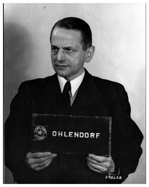 Einsatzgruppen : généralités Q5V8Nb-otto-ohlendorf